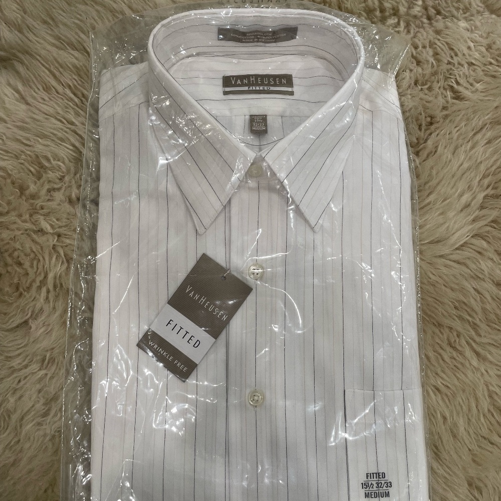NWT Van Heusen Fitted White Striped Button Down Shirt